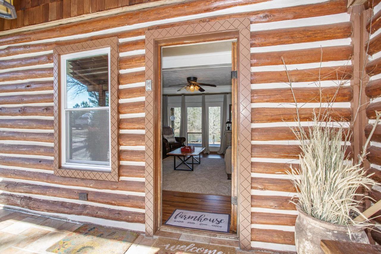Refuge Ranch Retreat Log Cabin Lake 53+ Acres Locust Grove Eksteriør billede